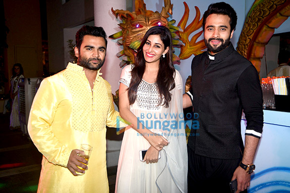 srk and many more at sachin joshis diwali bash 13