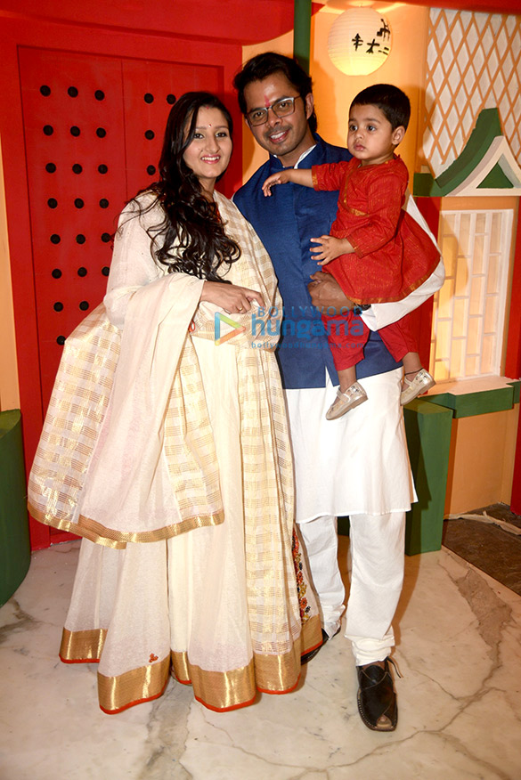 srk and many more at sachin joshis diwali bash 15