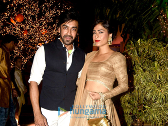 Shah Rukh Khan and many more at Sachin Joshi's Diwali bash