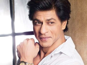 Shah Rukh Khan Shares One Of ‘Raees’ Dialogues At Band Stand Beautification Drive Shah Rukh Khan Shares One Of ‘Raees’ Dialogues At Band Stand Beautification Drive