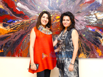 Shilpa Shetty, Kimi Katkar & Gauahar Khan at the private viewing of Anu Malhotra's art show