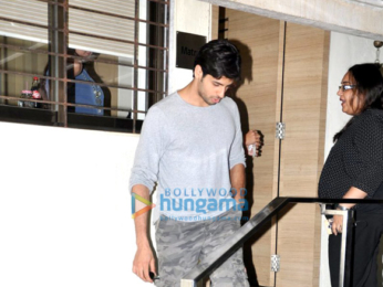 Sidharth Malhotra snapped post meeting in Bandra