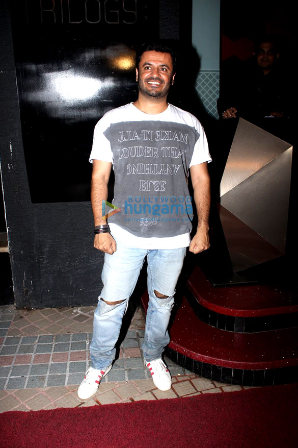 sonakshi at bunty sajdehs birthday celebrations 4