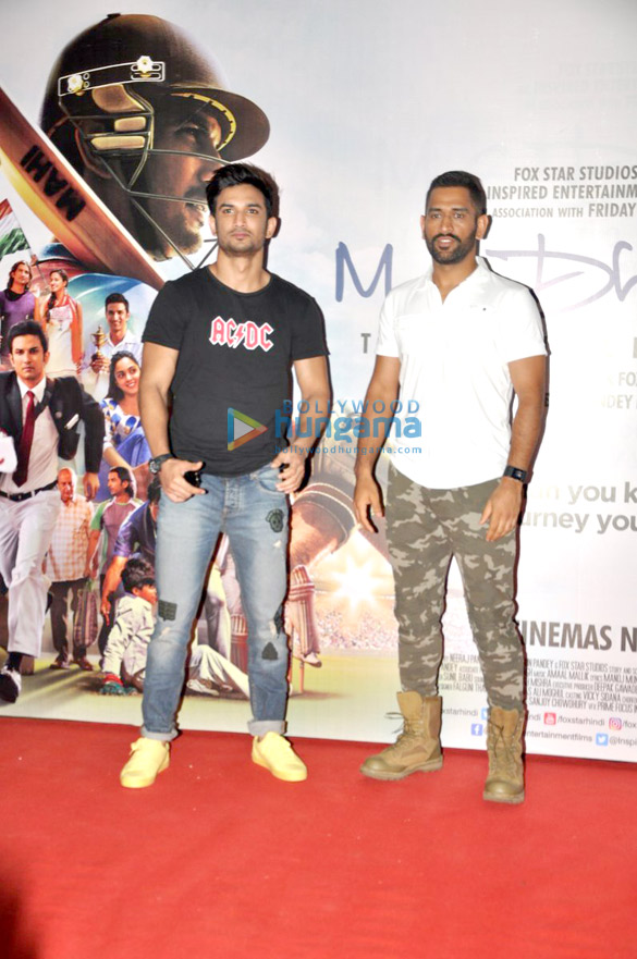 Sushant Singh Rajput & Mahendra Singh Dhoni snapped at ‘M.S. Dhoni – The Untold Story’ promotions Sushant Singh Rajput & Mahendra Singh Dhoni snapped at ‘M.S. Dhoni – The Untold Story’ promotions