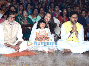 The Bachchan's grace the Durga Ashtami puja in Mumbai