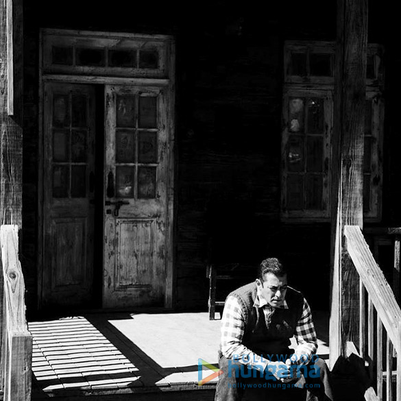 tubelight 16