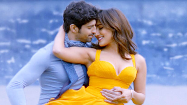 Theatrical Trailer (Tum Bin 2) Theatrical Trailer (Tum Bin 2)
