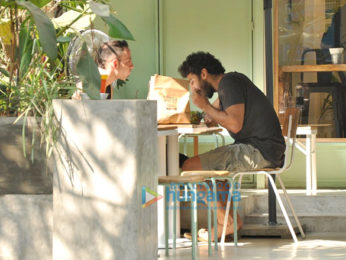 Aditya Roy Kapur snapped post lunch with friend at Suzette Kitchen