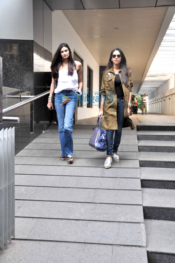 athiya shetty at hakkasan 2