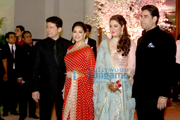 celebs grace rikku rakesh nath daughter shaina naths wedding reception 1