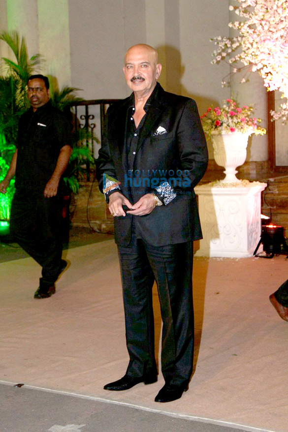 celebs grace rikku rakesh nath daughter shaina naths wedding reception 20