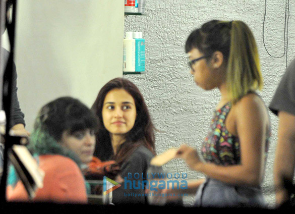 disha patani snapped at a salon in bandra 2