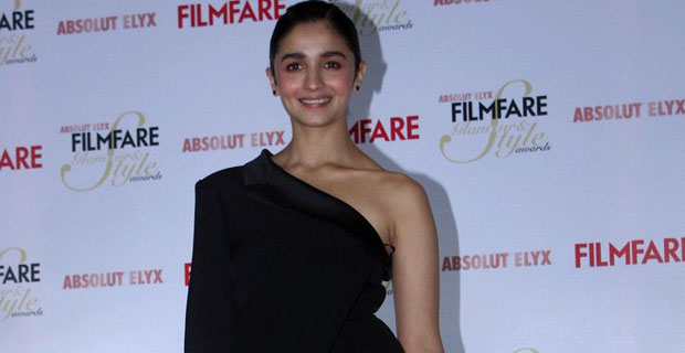 “When Legends Like Shah Rukh Khan, Sharmila Tagore Say Things…”: Alia Bhatt “When Legends Like Shah Rukh Khan, Sharmila Tagore Say Things…”: Alia Bhatt