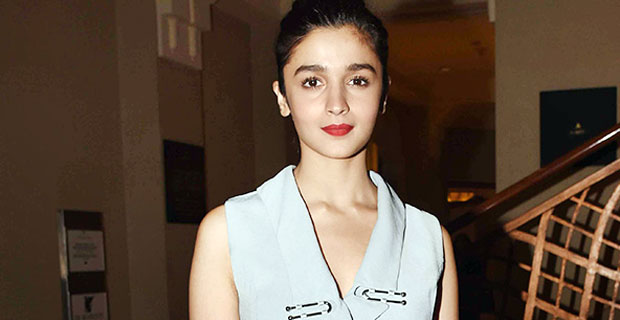 Alia Bhatt On Her Choice Of A Guy:”Lean, Mean, Acha Wala Machine” Alia Bhatt On Her Choice Of A Guy:”Lean, Mean, Acha Wala Machine”