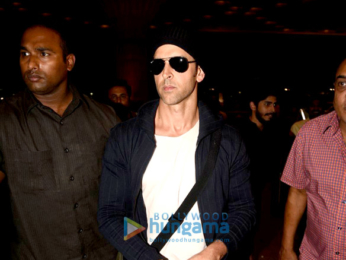 Hrithik Roshan departs for Singapore