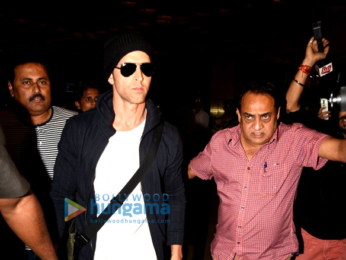 Hrithik Roshan departs for Singapore