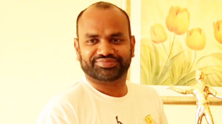 “I Want To UNITE All Shah Rukh Khan Fans Worldwide & Do Something For SRK”: Muhammad Ashraf