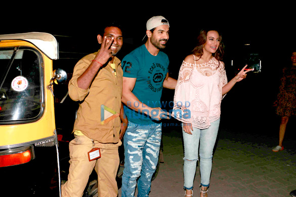 john abraham and sonakshi sinha snapped promoting their film force 2 3