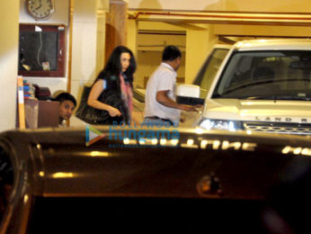 Karisma Kapoor & Babita Kapoor snapped in Bandra