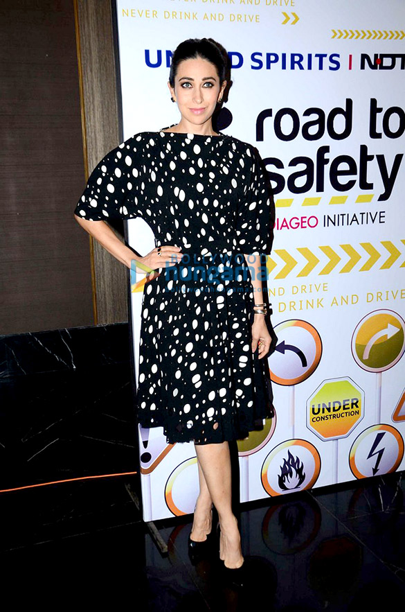 karisma graces the ndtv road to safety campaign launch 5