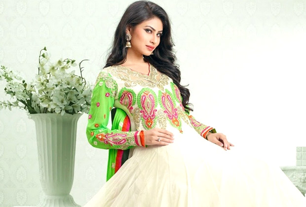 Mouni Roy