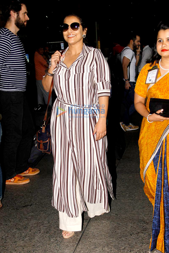 parineeti chopra varun dhawan vidya balan snapped at the airport 7