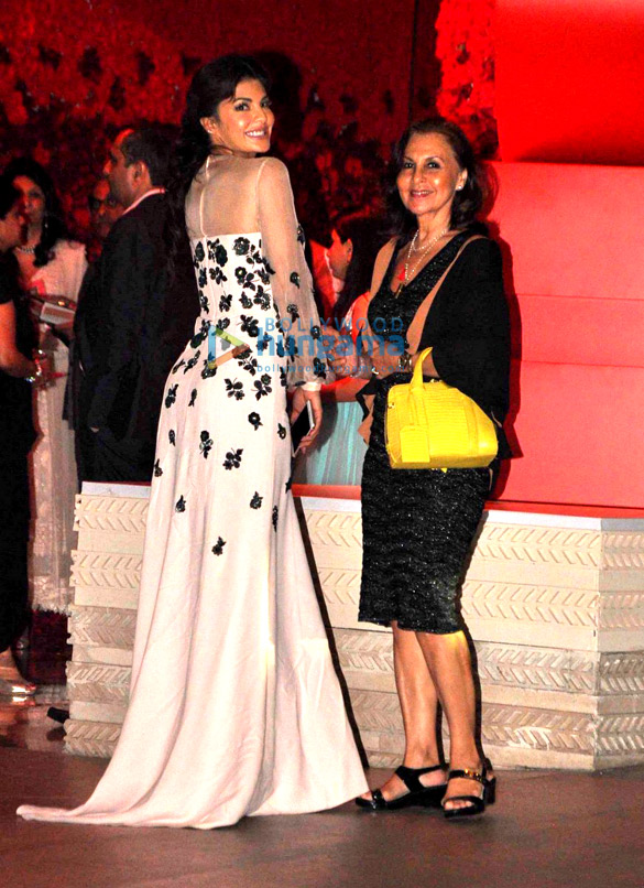 ranbir kapoor jacqueline fernandez arjun kapoor other celebs attend ambani bash at antilla 8