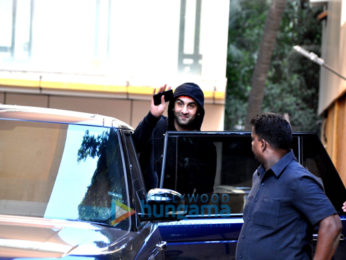 Ranbir Kapoor snapped post rehearsal for Ayan Mukerji's movie 'Dragon'