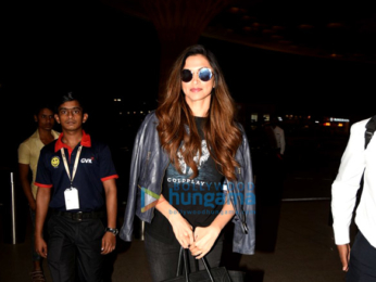 Ranveer Singh & Deepika Padukone depart for Dubai