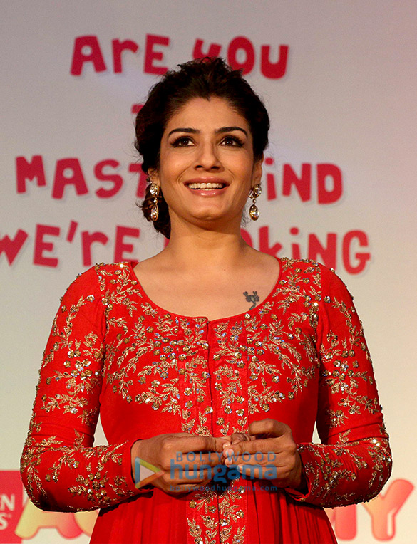 raveena tandon graces indias young masterminds initiative by seven seas academy 4