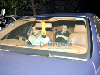 Shah Rukh Khan, Sohail Khan, Sunil Shetty & Sooraj Pancholi snapped post a party at Salman Khan's place