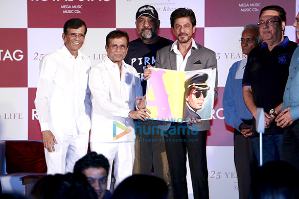 Shah Rukh Khan graces the launch of Samar Khan’s book titled SRK 25 Years of a Life