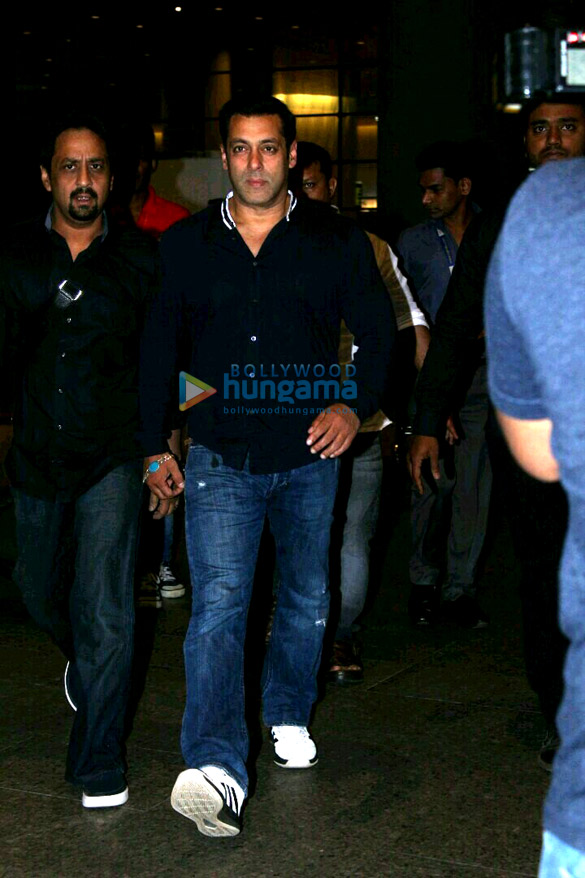 Salman Khan spotted at the international airport Salman Khan spotted at the international airport