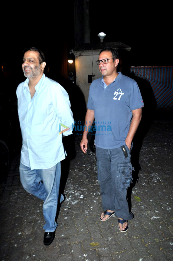 salman sangeeta and others snapped in bandra 4