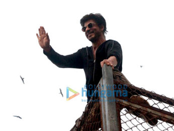 Shah Rukh Khan greets his fans on his 51st birthday