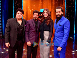Shah Rukh Khan and Anushka Sharma on the sets of ‘Yaaron Ki Baaraat’