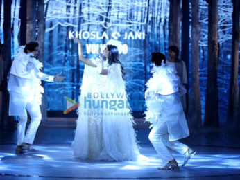 Shweta Nanda Bachchan walks for Abu Jani Sandeep Khosla show for 'Volvo'