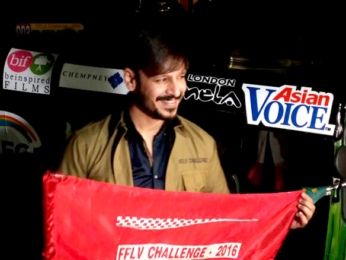 Vivek Oberoi rides auto rickshaw for charity