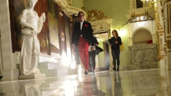 Maharashtra CM’s wife Amruta Fadnavis and Amitabh Bachchan feature in T-Series music video