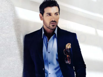 Shocking: John Abraham shares the video of his knee surgery