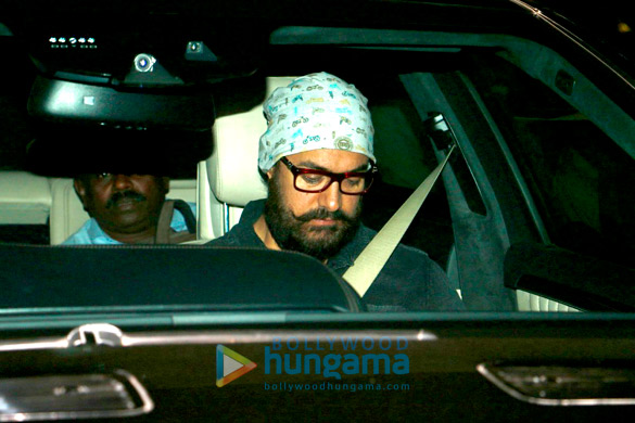 aamir khan snapped post dangal screening at yashraj studio 2