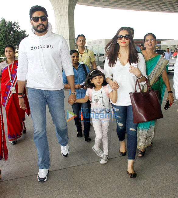 aishwarya abhishek aamir and others spotted at the airport 1