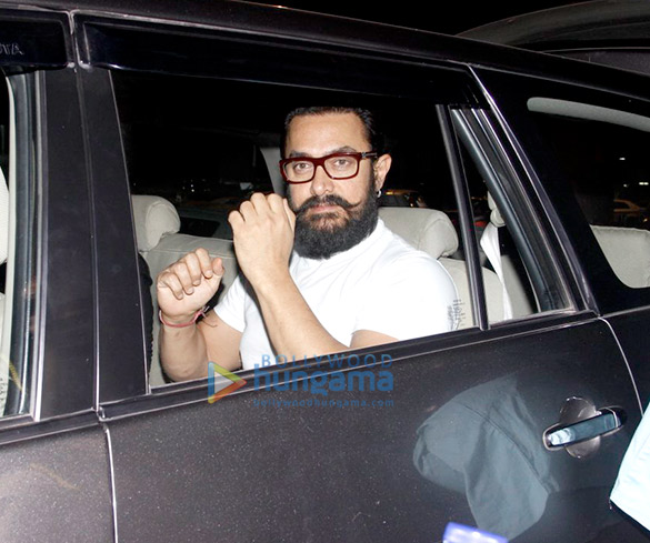 aishwarya abhishek aamir and others spotted at the airport 8
