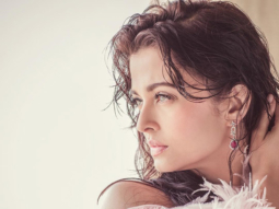 OMG! Aishwarya Rai Bachchan gives us beauty goals with these pictures