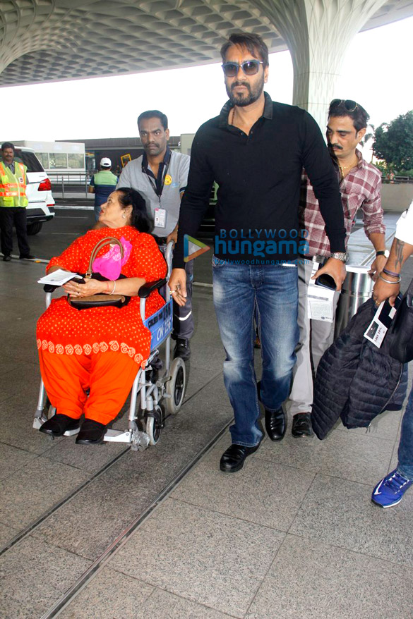 Ajay Devgn, Shahid Kapoor and Kajol snapped at the airport