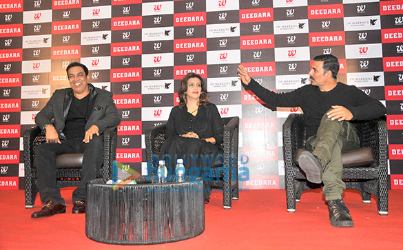 akshay kumar vindu dara singh launch the book deedara aka dara singh 8