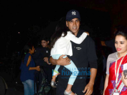 Akshay Kumar, Arjun Kapoor and Elli Avram depart for Christmas & New Year holidays