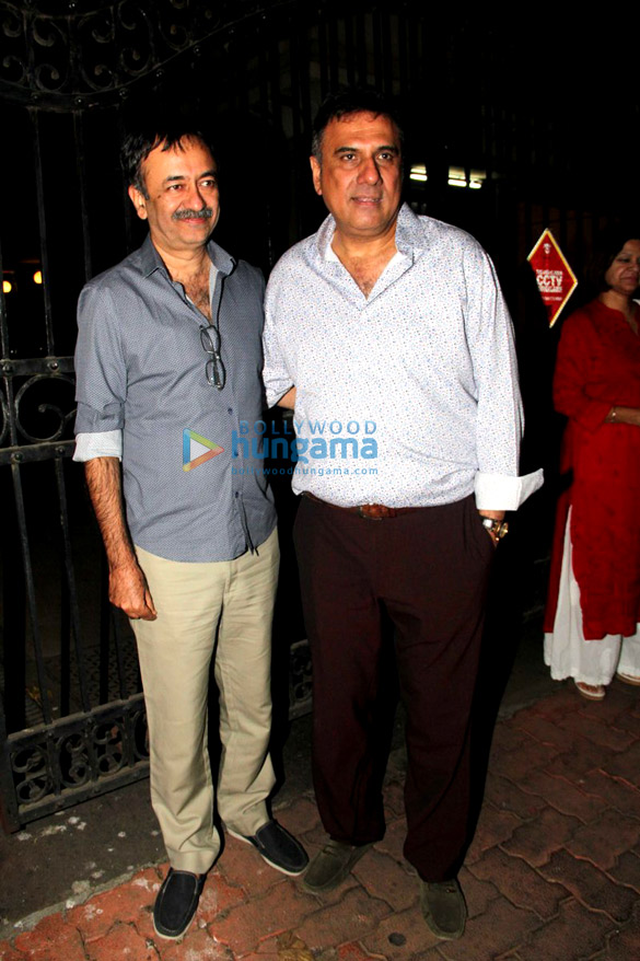 boman irani celebrates his birthday with farah khan abhishek bachchan raju hirani and others 9