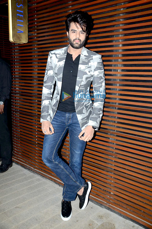 celebs grace the launch of the estellla lounge in juhu 4