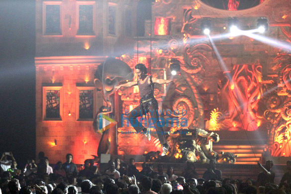 celebs perform at 23rd annual star screen awards 2016 6